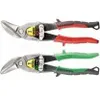 Two pairs of tin snips are shown against a white background. The top pair has red and black handles, and the bottom pair has green and black handles. Voir les images du produit