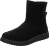 A black boot on a white background. Anteprima dell’immagine prodotto