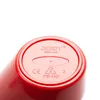 Close-up of the bottom of a red Doidy cup, showing branding and recycling information. Anteprima dell’immagine prodotto
