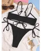 Zweiteiliger Badeanzug - Bikini - mit Rüschen - trägerloses Produktbild-Vorschau 2