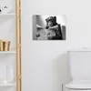 Wanddeko 40x30 cm - BadezimmerAffe mit Zeitung, Leinwand Produktbild-Vorschau 3