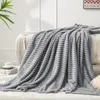 Wohndecke 160x200 cm – Weiche & warme Ganzjahresdecke mit Produktbild-Vorschau 15