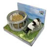 Kids Globe Farming 571961 - Krmný kruh s balíkem a krávou Náhled obrázku produktu 1