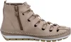 A side view of a beige leather bootie with cutouts and lacing. Produktbild-Vorschau