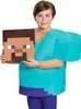 A child wearing a Minecraft Steve costume holds up a cardboard cutout of Steve's head. Produktbild-Vorschau