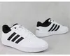 Sneakers Del Marchio Adidas Del Modello Hoops Classic Anteprima dell’immagine prodotto 9