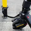 Antivol pour trottinette électrique - Antivol à menottes Voir les images du produit 8