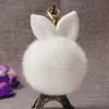 Plyšový prívesok na kľúčenku s pompomom a uškami ako u Náhľad obrázku produktu 2