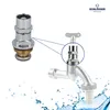 A close-up of a faucet fitting with a diagram showing its connection to a faucet. Anteprima dell’immagine prodotto