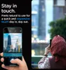A person is taking a picture of a city skyline with a smartphone, while the smartphone screen shows the same city skyline. Podgląd zdjęcia produktu