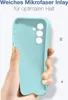 A hand holding a light blue phone case. Produktbild-Vorschau