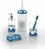 A bathroom set with a soap dispenser, toilet brush holder, toothbrush holder, and soap dish, all decorated with clownfish. Anteprima dell’immagine prodotto