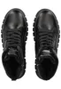 A top-down view of a pair of black lace-up boots. Anteprima dell’immagine prodotto