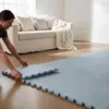 18 puzzle podložek na ochranu podlahy Fitness - 30x30 šedá Náhled obrázku produktu 3