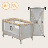 A travel crib and playpen shown in its open and folded states. Produktbild-Vorschau