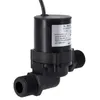 A black solar water pump with threaded connectors on a white background. Voir les images du produit