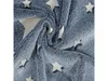 A close-up view of a soft, blue blanket with white stars, folded and creased. Anteprima dell’immagine prodotto