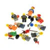 10 gemischte LEGO Figuren mit Zubehör Produktbild-Vorschau 4