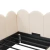 A close-up view of the corner of a bed frame and headboard. Produktbild-Vorschau