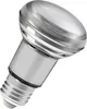 A studio shot of a single light bulb against a white background. Anteprima dell’immagine prodotto