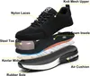 An exploded view diagram of a black safety shoe, showing its various layers and components. Produktbild-Vorschau