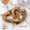 Verbundenes Herz aus Olivenholz – Symbol der Liebe und Produktbild-Vorschau 6