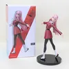 Anime-Figur von einem Mädchen mit pinken Haaren in rotem Produktbild-Vorschau 1