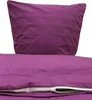 A purple duvet cover and pillowcase set. Produktbild-Vorschau