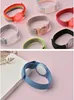 A collage of various colored armbands for Apple AirTags, with one armband shown in detail in the bottom section. Anteprima dell’immagine prodotto