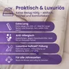 A close-up of a beige duvet with purple overlay text highlighting product features. Produktbild-Vorschau