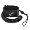 A black coiled leash with a wrist strap and a logo. Produktbild-Vorschau
