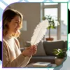 Set mit 3 natürlichen weißen Straußenfedern zur Dekoration Produktbild-Vorschau 11