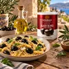 Latrovalis Schwarze Oliven mit Stein 810 g zu Nudelgericht mit Kapern Produktbild-Vorschau