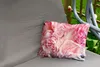 MuchoWow® Outdoor Kissen - Draufsicht auf einen Strauß rosa Produktbild-Vorschau 2