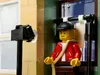 LEGO 10278 Icons Poste de police, grand jeu de construction Voir les images du produit 29