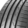 A close-up view of a tire tread. Podgląd zdjęcia produktu