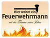 Blechschild - Comic_Hier wohnt ein Feuerwehrmann… Schild Produktbild-Vorschau 1