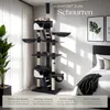 A multi-level cat tree is shown in a bedroom setting, with a cat resting on one of the platforms. The image also features text overlays describing the product's features. Náhled obrázku produktu