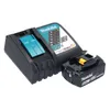 A Makita battery charger and a battery are shown on a white background. Voir les images du produit