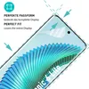 A close-up of a smartphone screen protector being applied, with text highlighting its perfect fit. Produktbild-Vorschau
