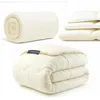 Bettdecke - Winter - 200x220 cm - Warm - Creme - aus Produktbild-Vorschau 1