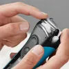 Rasoio elettrico ricaricabile Braun 3040S Anteprima dell’immagine prodotto 6