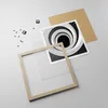 Gerahmtes Poster - Rahmen in heller Eiche - Stück Modern Produktbild-Vorschau 4