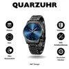 A watch with feature callouts. Voir les images du produit