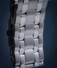 A close-up shot of a metal watch band. Náhled obrázku produktu