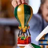 LEGO Icons Postamt des Weihnachtsmanns, Wohn-Deko oder Produktbild-Vorschau 39