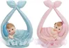 Tort figurka dziecko 11cm dziewczynka w chuście jasnoróżowy Podgląd zdjęcia produktu 2