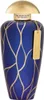 A product shot of a perfume bottle. Anteprima dell’immagine prodotto