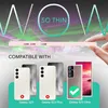 A hand holding a pink phone case, with images of compatible phones below. Voir les images du produit