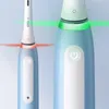 Oral-B iO 3 Brosse à dents vibrante pour adultes Bleu clair Voir les images du produit 5